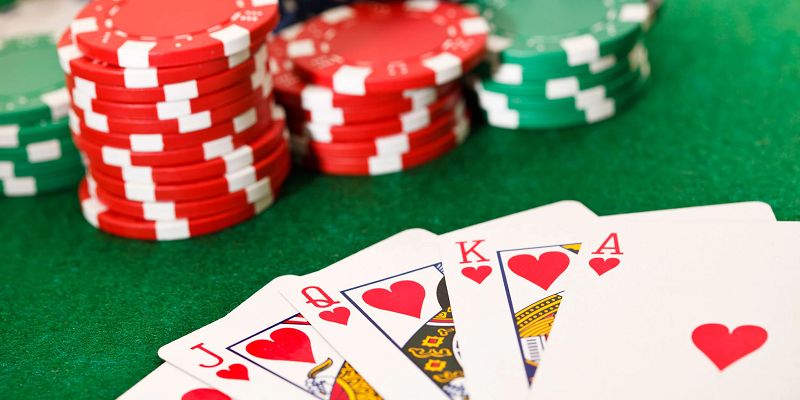 Luật chơi bài poker cơ bản nhất